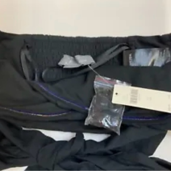 Anthropologie black ruffled tie-front crossover tube top NWT large - Picture 5 of 5